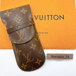 Auth Louis Vuitton Monogram a lunettes lavel sunGlasses Case!